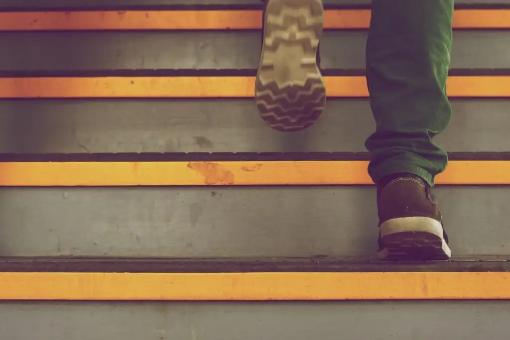 steps-388914_1920